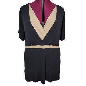 Apostrophe Woman Top With Cami Built In (Size 24-26W)